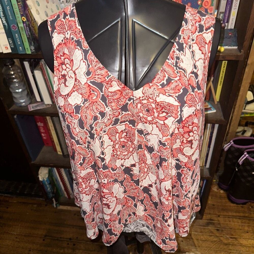 Lucky Brand blue & red split layered L sleeveless top